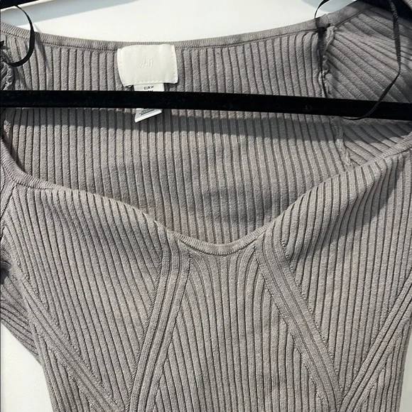 Gray Ribbed Long Sleeve Top - Picture 3 of 5